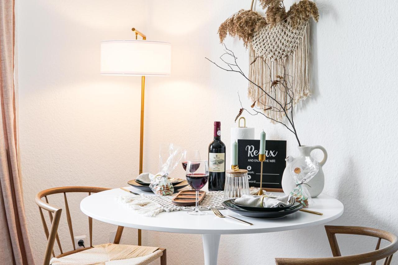 Homefy Boho Studio - Free Parking - Self Check-In - Elevator Essen Exteriör bild